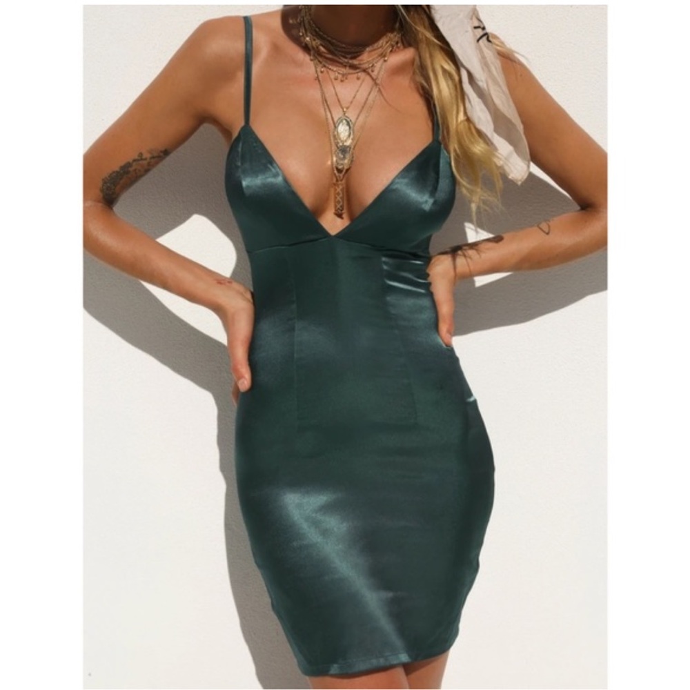 Satin Deep Green Spaghetti Strap Bodycon Dress